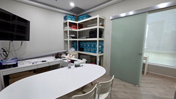 Sunshine Plaza (D7), Office #557102341